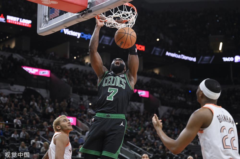 NBA战报：穆雷27分6板，掘金135-112大胜爵士（穆雷轰27分6板，掘金135-112轻取爵士）